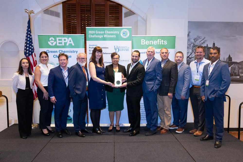 LaTrease Garrison (ACS) and Jennie Romer (US EPA) presented a Green Chemistry Challenge Award to Levon Sarkissian of Pro Farm Group at the awards ceremony on September 26, 2024 in New York City. The winning team members gathered on stage to accept their GCCA in the Design of Safer and Degradable Chemicals category.